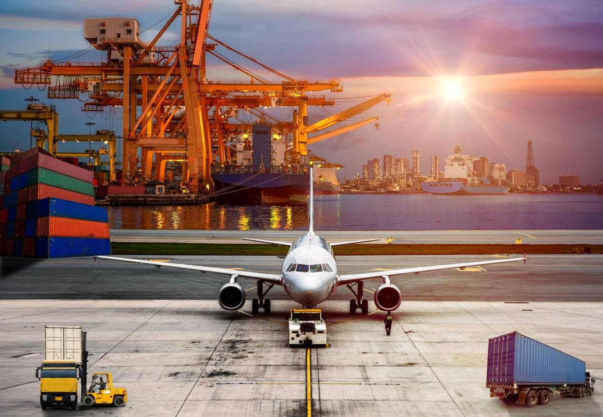 Air Freight vs. Ocean Freight: Which Is Right for Your Cargo?